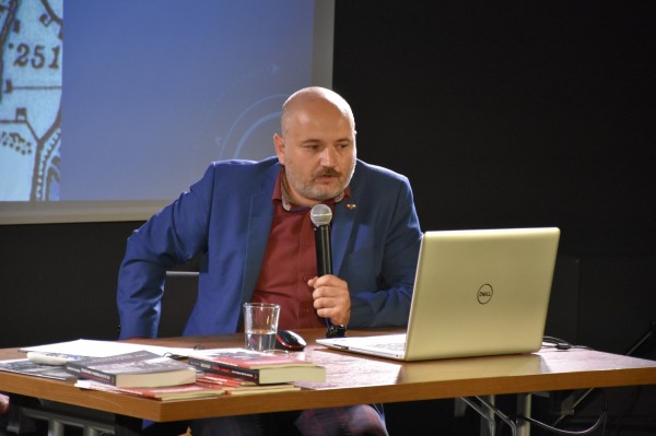 Klub Historyczny ODK Zasole: spotkanie z Marcinem Dziubkiem pt.